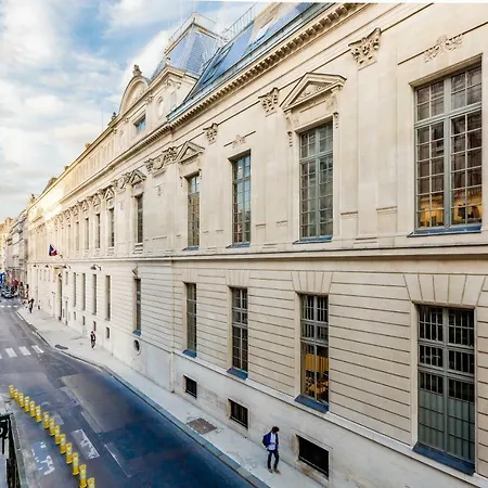 Edgar Louvre - Richelieu Apartment